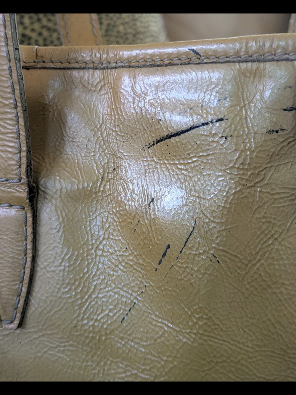 Yves Saint Laurent YSL Camel Beige Patent Leather Tote Bag Authentic - Picture 9 of 16